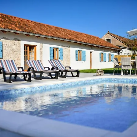 Villa Martin Donje Rastane